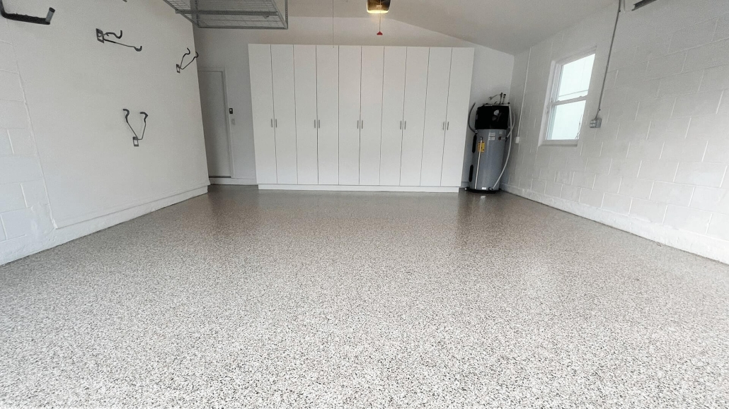 Picture of a Garage flooring with epoxy applied